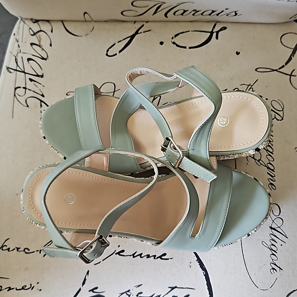 Blue Wedges - Picture 2 of 4